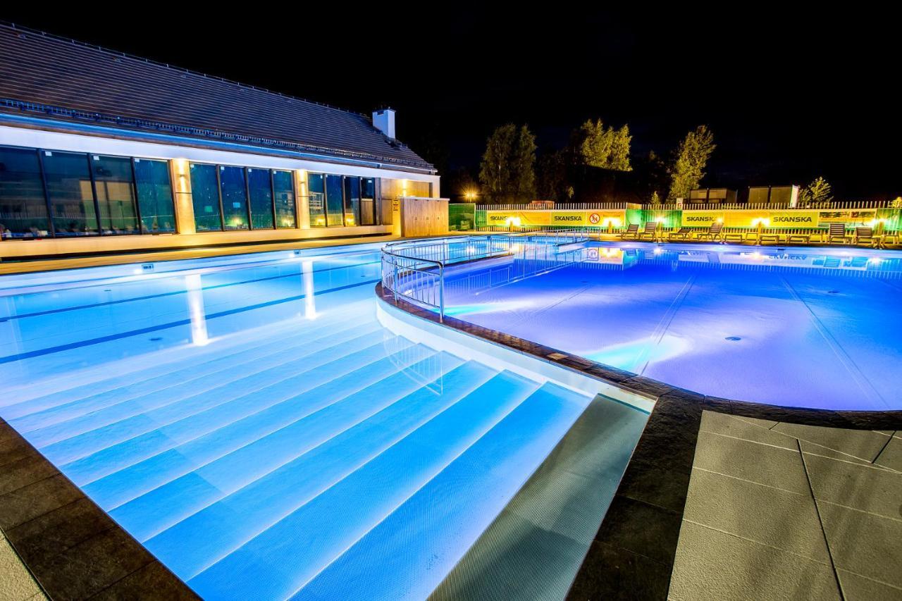 Feniks Spa Apartments 2 By Jantar Apartamenty Kolberg Exterior foto